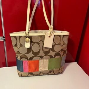 Pre- owned coach vintage bag